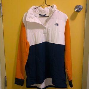 North Face top